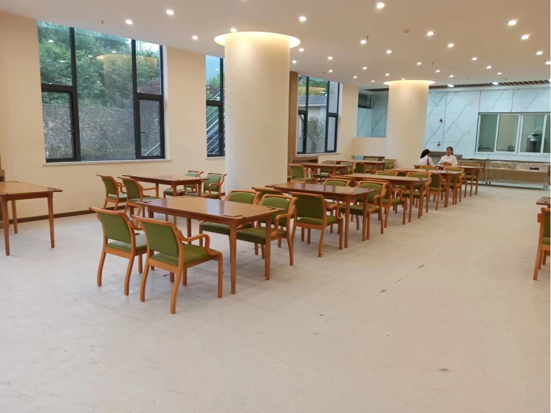 1656236975671454.jpg 餐(cān)廳.jpg