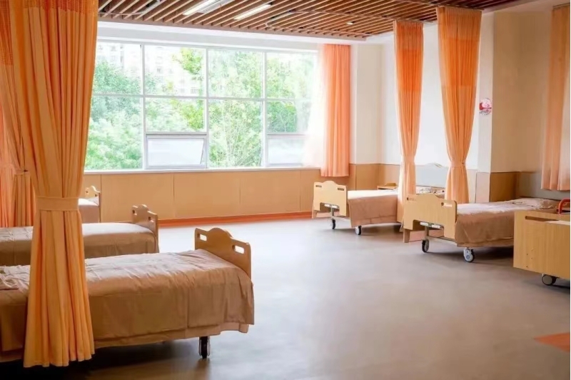 1695104680197282.jpg 照料間.jpg