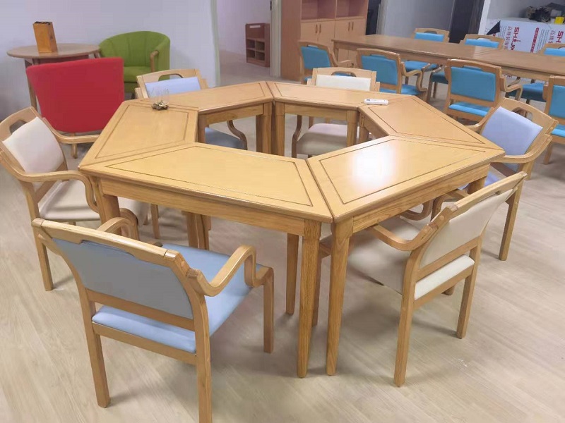 1701415670489965.jpg 活動桌.jpg