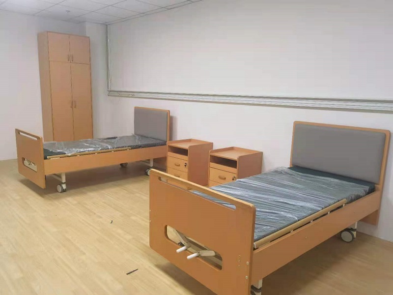 1701415717152304.jpg 護(hù)理床(chuáng).jpg