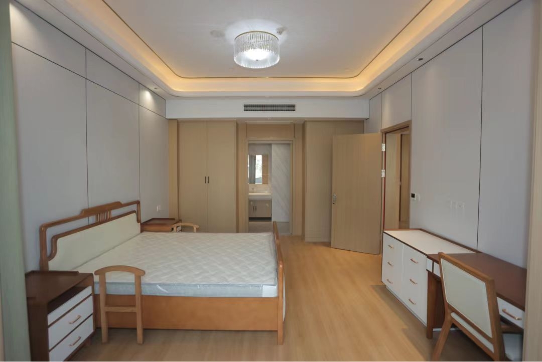 1704525161118532.jpg 套(tào)間3.jpg