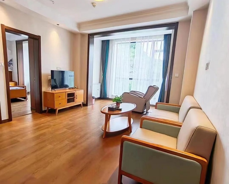 1711696139634924.jpg 套房客廳 (5).jpg