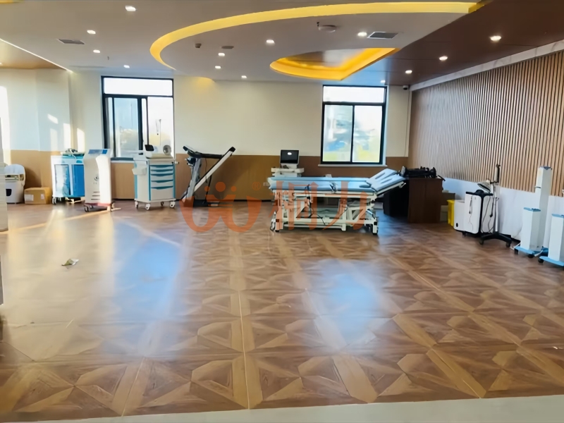 1731296403168335.jpg 理療室.jpg