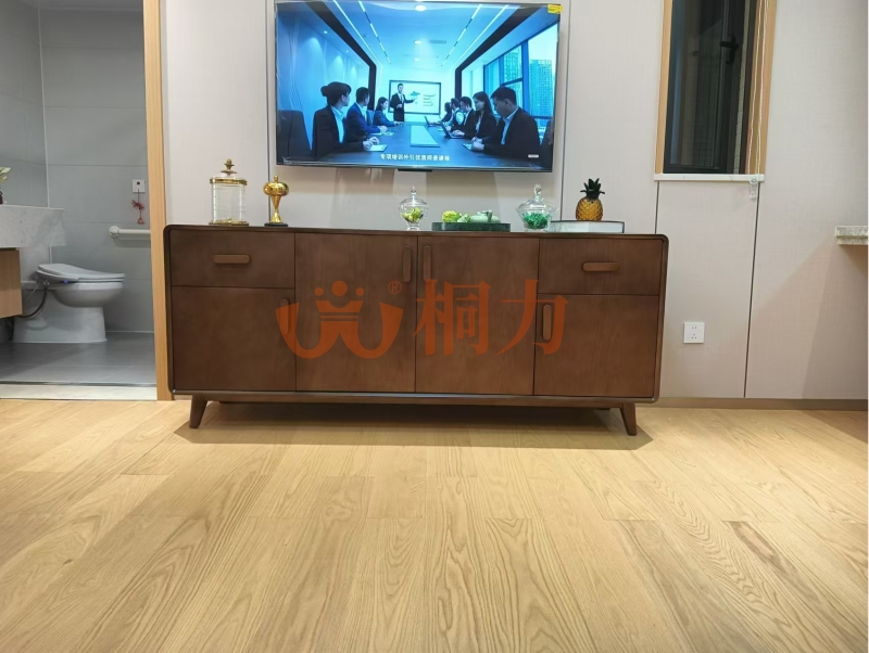 1740042761225245.jpg 電視櫃.jpg